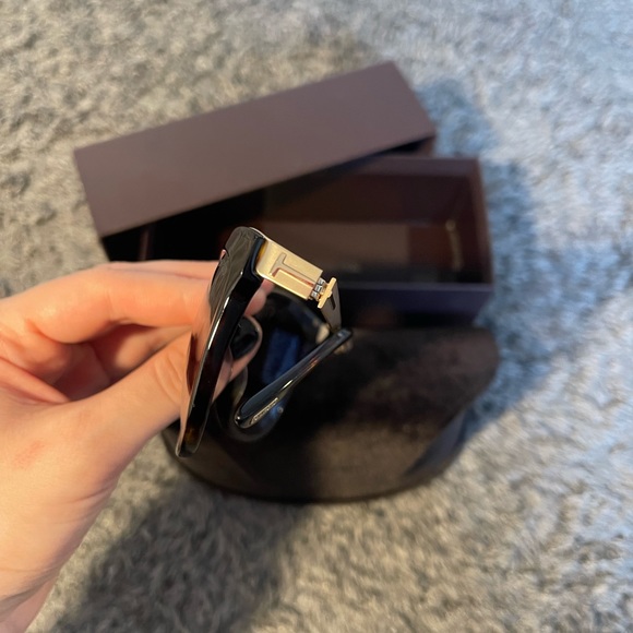 TOM FORD 56MM Cat Eye Sunglasses - Picture 7 of 14